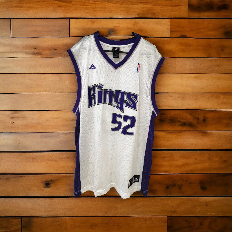 Adidas Sacramento Kings NBA Jersey, #52 Miller, White, Size Large